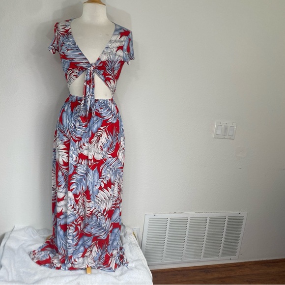 Style Rack Red Blue Floral Tie Front Cutout Jersey Maxi Dress Size Small Boho - Picture 1 of 14